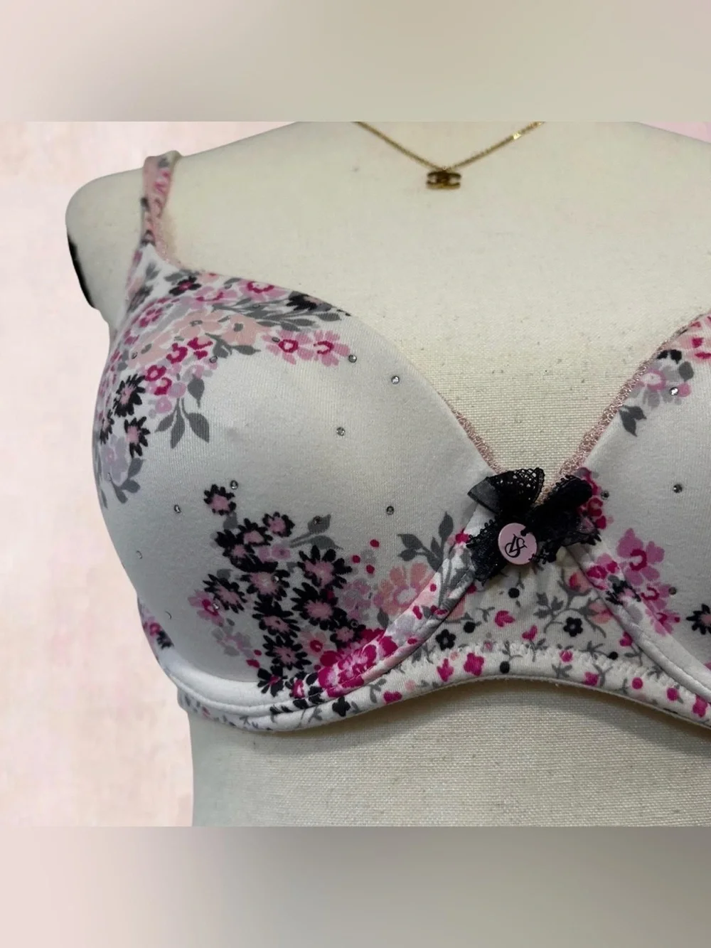 Victoria's Secret Pink & White Floral Lined Demi Underwire Bra